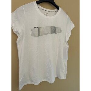 Calvin Klein T size Large NWT